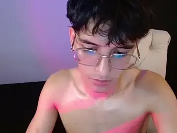 Stripchat Free Live Porn of noah_millerx