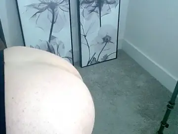 Stripchat Nude Webcam of BlameItOnJunior