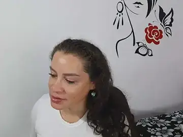 Stripchat Live Sex Cam of lupita20261