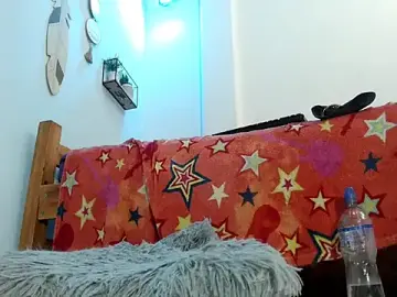 Stripchat Live Sex Cam of deborahot26