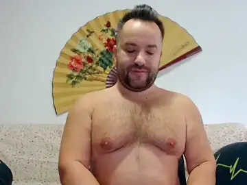 Stripchat Live Sex Cam of Hairy9inch