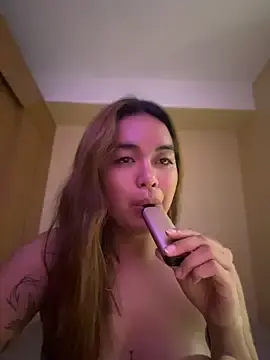Stripchat Live Sex of urasianlady