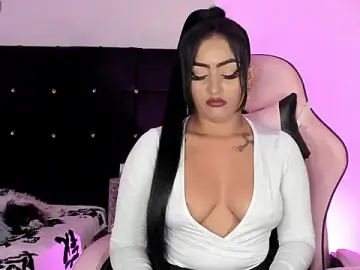 Stripchat Free Live Porn of Renata_wilsom