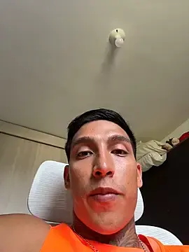 Stripchat Nude Webcam of sendfer
