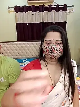 Stripchat Sex Cam of MONAJI_HOT