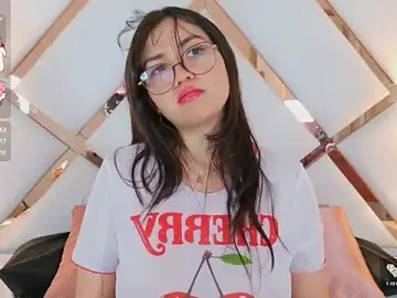 Stripchat Live Sex Cam of ViolettGreyy