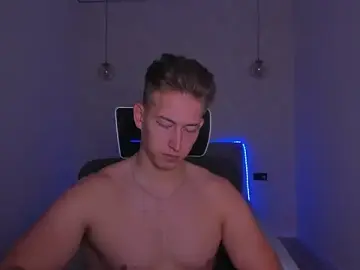 Stripchat Live Sex of find0m_master