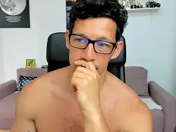 Stripchat Free Live Porn of BrutusK08