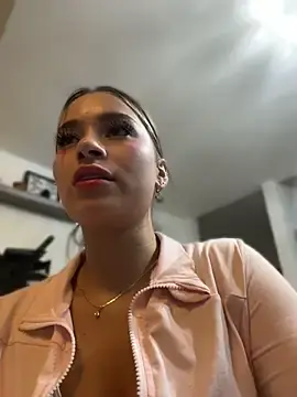 Stripchat Free Porn Cam of AmyRusso