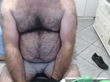 Stripchat Adult Webcam of MysterBearMG