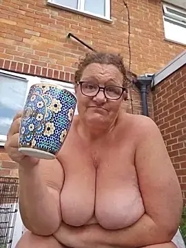 Stripchat Watch Live Sex Cams of MissQueenBeex