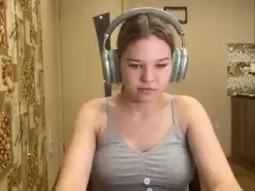 Stripchat Sex Cam of HellyRay