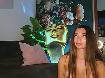 Stripchat Nude Webcam of SweetReya_Love