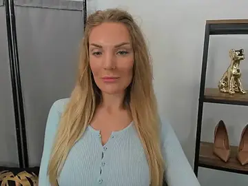 Stripchat Best Webcam of AulloraHoney
