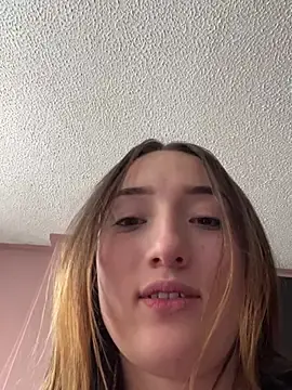 Stripchat Live Sex of Valery_Salmons