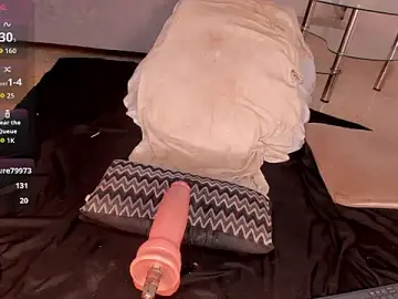 Stripchat Watch Live Sex Cams of Noah_Katz