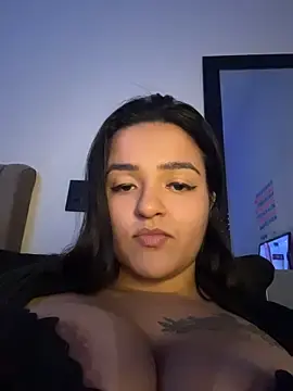 Stripchat Sex Cam of Manu_2002_