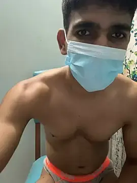 Stripchat Free Porn Cam of BadBoyTom78