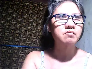 Stripchat Adult Webcam of sweetsosie18