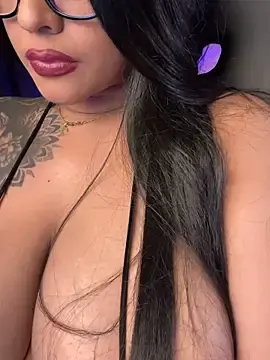 Stripchat Live Sex of monroe_777