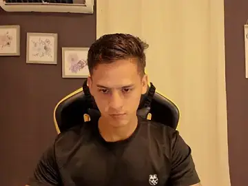 Stripchat Free Porn Cam of sexy_andres01