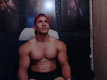 Stripchat Live Sex Cam of viktor_herrera