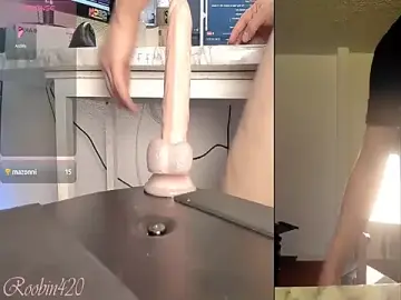 Stripchat Free Porn Cam of Roobin420