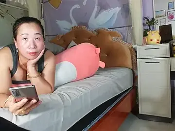 Stripchat Best live sex cam show of lyly_asian