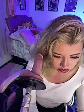 Stripchat Nude Webcam of Khali_reiss