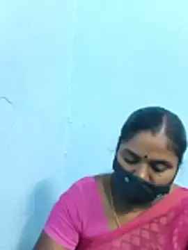 Stripchat Best Webcam of Tamil-Nandhini