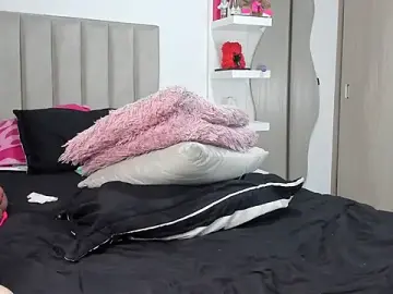 Stripchat Live Porn of Queen_Antonella_Oficial