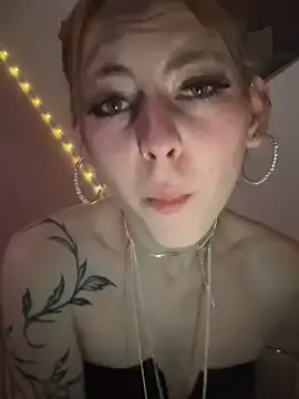 Stripchat Sex Cam of Lina-420