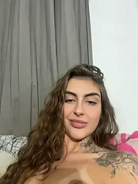 Stripchat Live Sex Cam of miiabellovic
