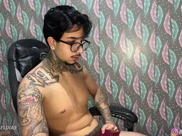 Stripchat Best Webcam of RealGdiass