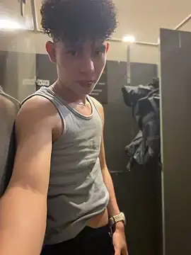 Stripchat Best Webcam of yoursexyjose