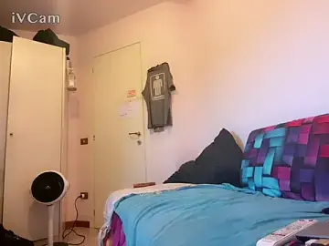 Stripchat Sex Cam of PierPesaroX