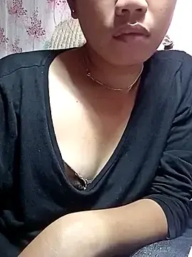 Stripchat Adult Webcam of Cutie_body11