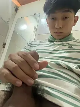 Stripchat Adult Webcam of PuffingRinger