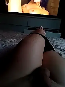 Stripchat Watch Live Sex Cams of NiceBadgera