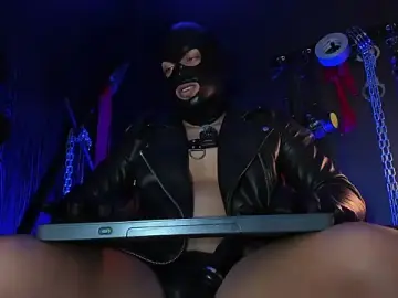 Stripchat Best live sex cam show of Master_Connor_BDSM