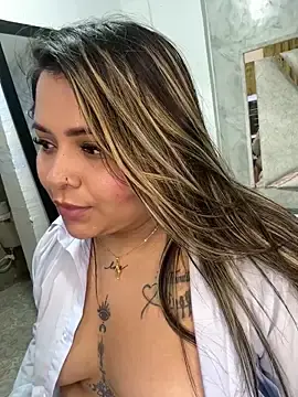 Stripchat Live Sex Cam of ashley-swift-