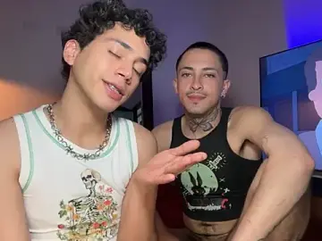 Stripchat Adult Webcams of Noah_and_Steven