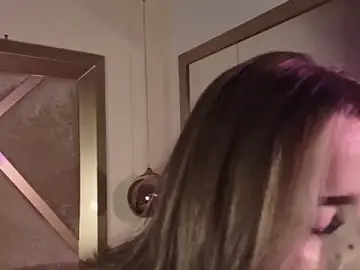 Stripchat Free Live Porn of SelenaNoir_