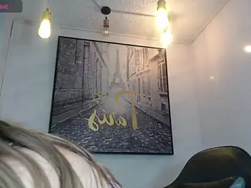 Stripchat Live Porn of Evy_Luxx_v