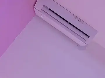 Stripchat Live Sex Cam of AndreaSweet2