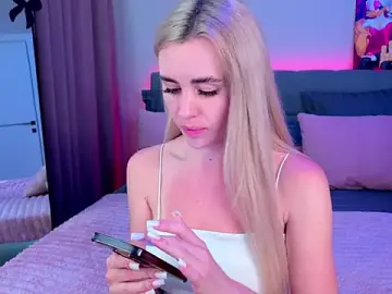 Stripchat Live Sex Cam of Rossy_X