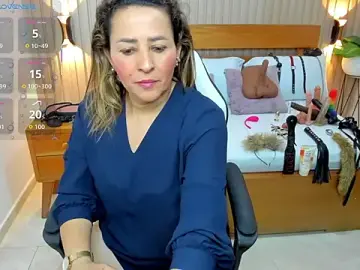 Stripchat Live Sex of luciana_ballesteros_