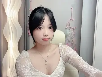 Stripchat Live Sex Cam of Yanys521