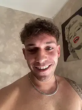 Stripchat Free Porn Cam of emanuel00220