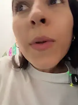 Stripchat Free Porn Cam of LittleDoll___
